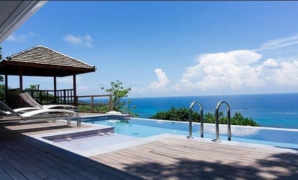 7 Cosy Bungalows and Villas in Koh Tao – 2023 Guide (with Photos)