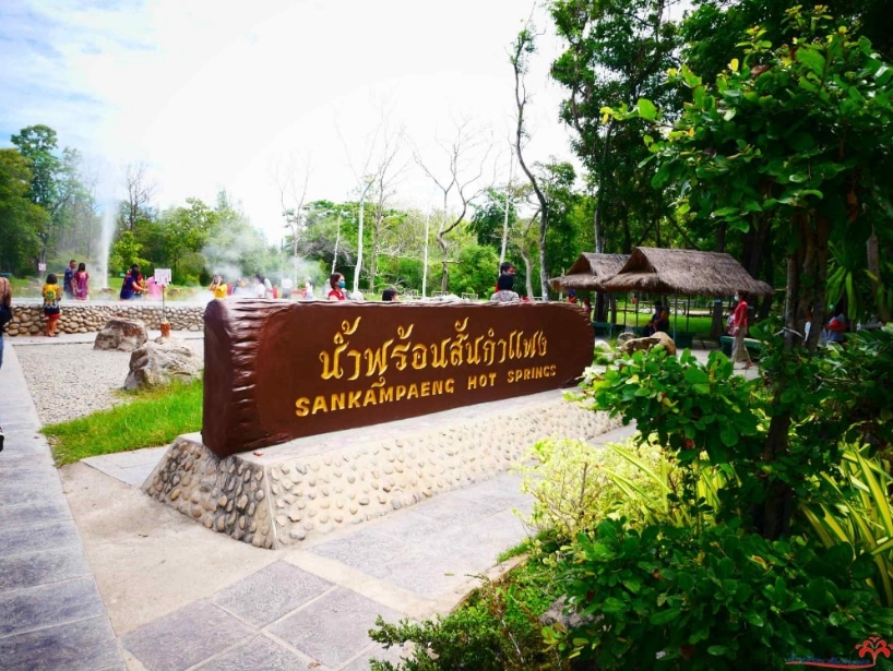 A Complete Guide To The San Kamphaeng Hot Springs