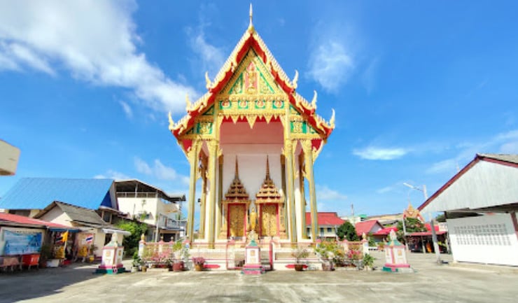 The Wat Phra Yok Temple in Surat Thani