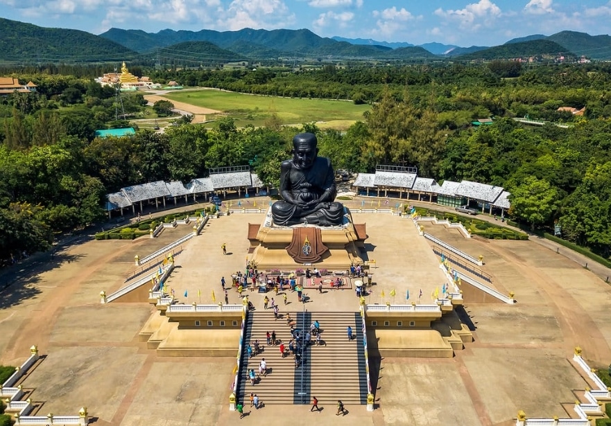 Wat Huay Mongkol