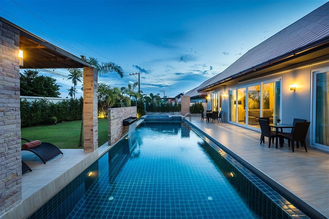 The Jometin Pool Villa in Pattaya