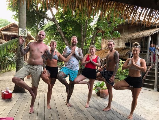 The Castaway Yoga in Koh Lipe