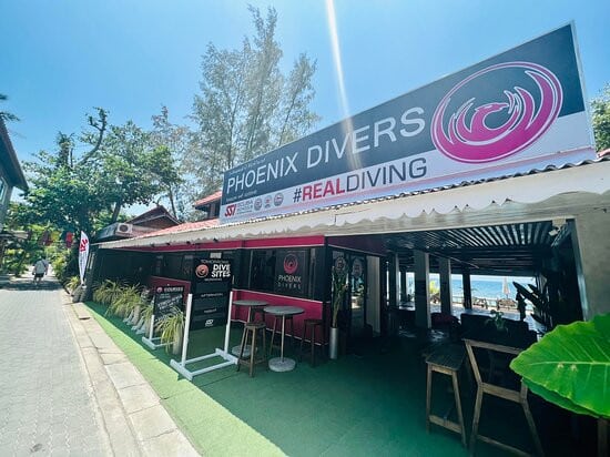 The Phoenix Divers in Koh Tao