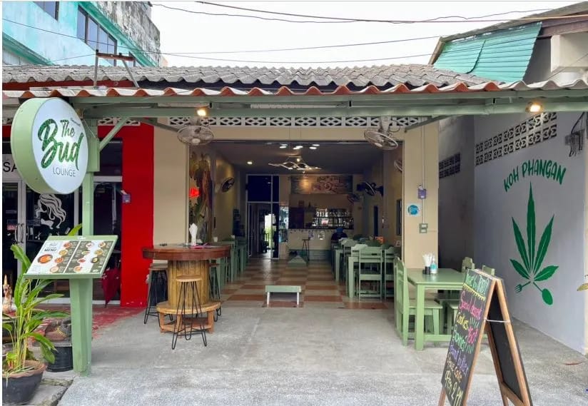 The Bud Lounge in Koh Phangan