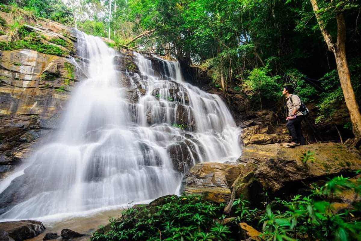 Huay-Kaew-Waterfall