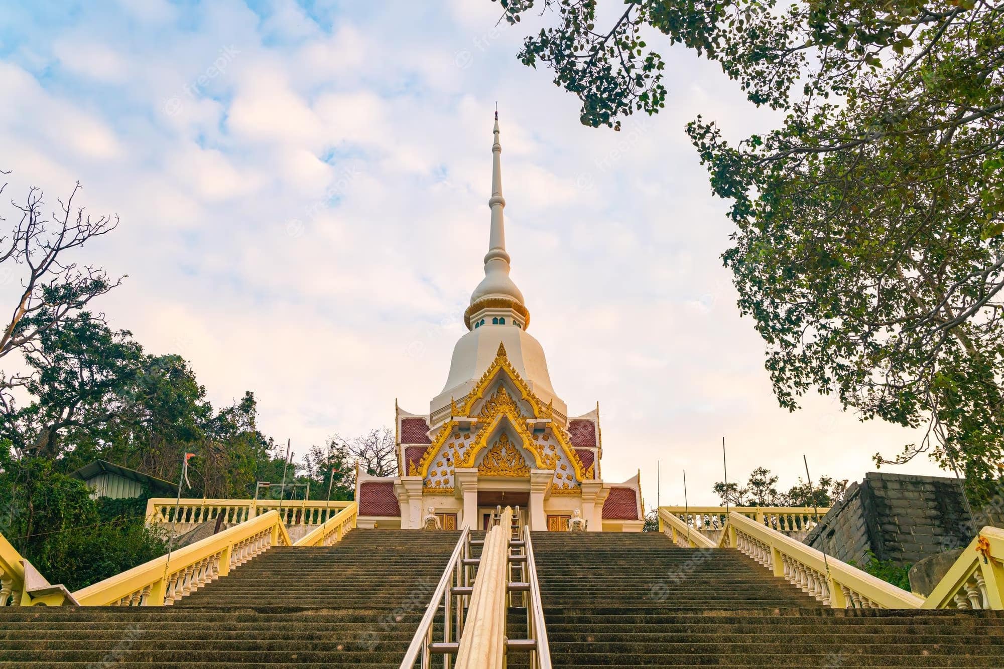 Best Way To Reach Khao Takiab Temple