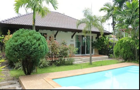 Cosy Villa Cottage in Koh Lanta Pool View of the Cosy Villa