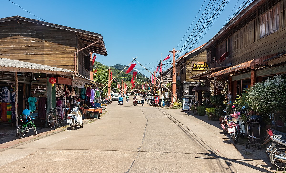 Travelers Guide to Old Town, Koh Lanta