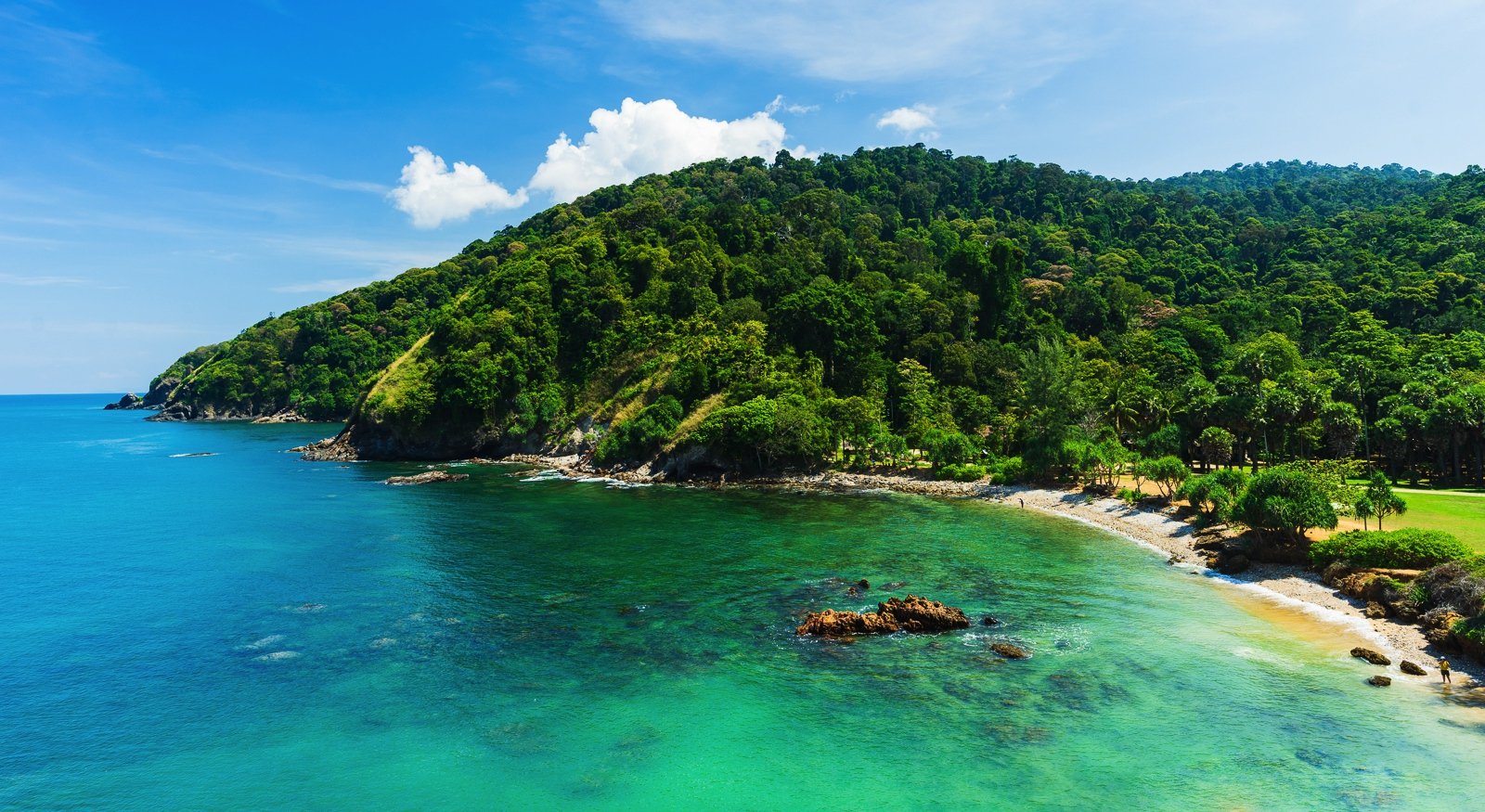 Nice weather with pleasant temperatures, Koh Lanta explore pleasant daytime in Koh Lanta
