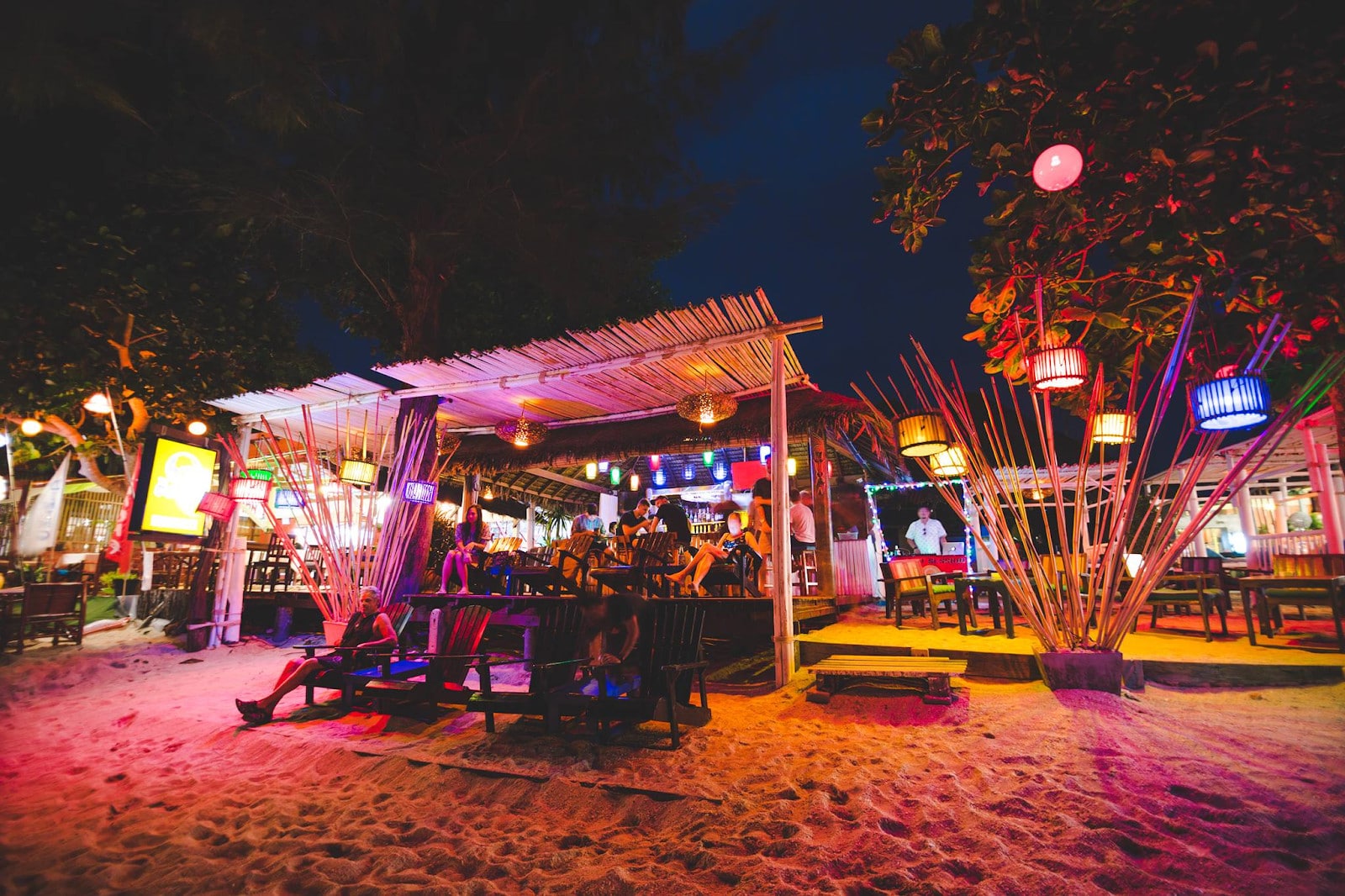 Ozone Beach Bar and Club in Koh Lanta