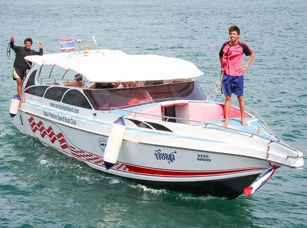 Travelling to Koh Lanta on a Speedboat