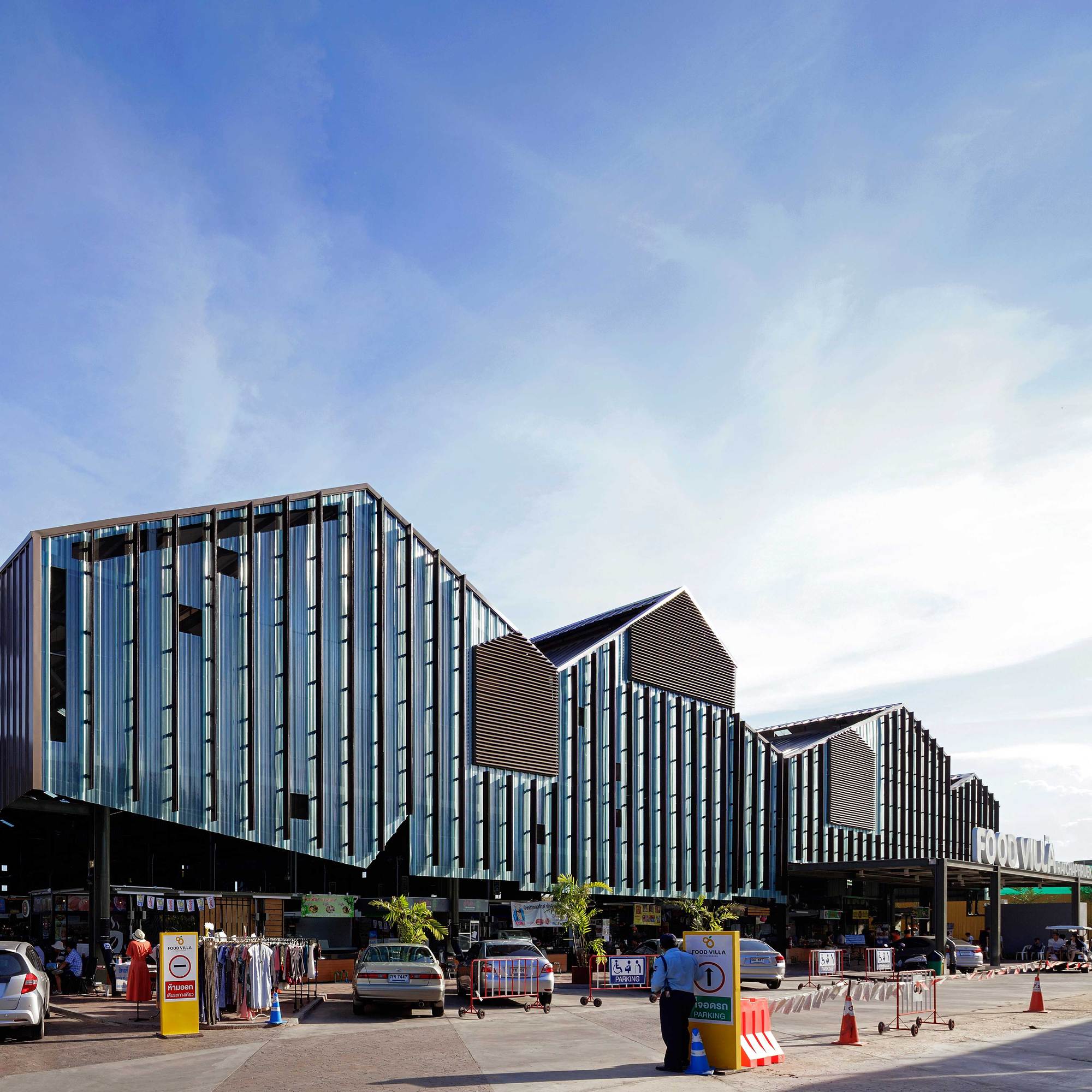 Villa Market Central Food Hall