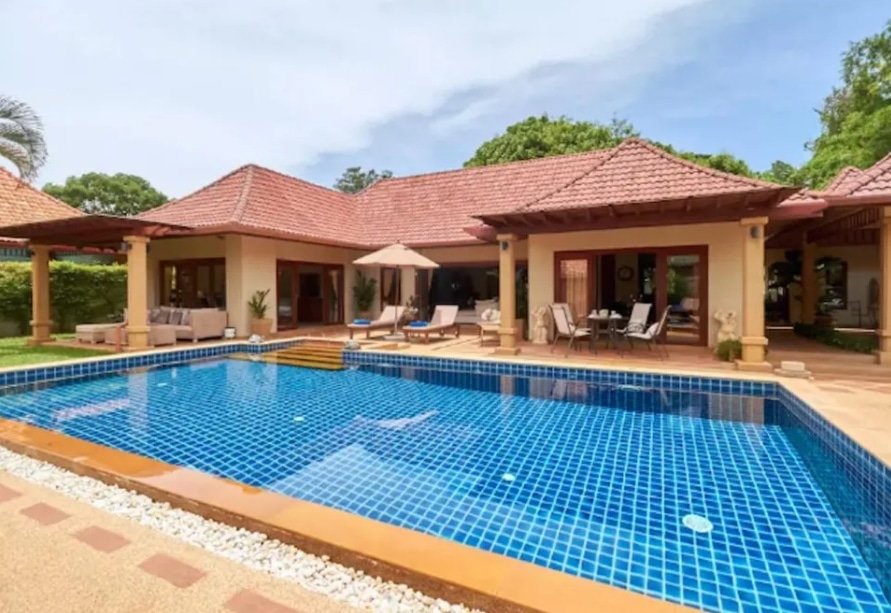 Villa White Elephants