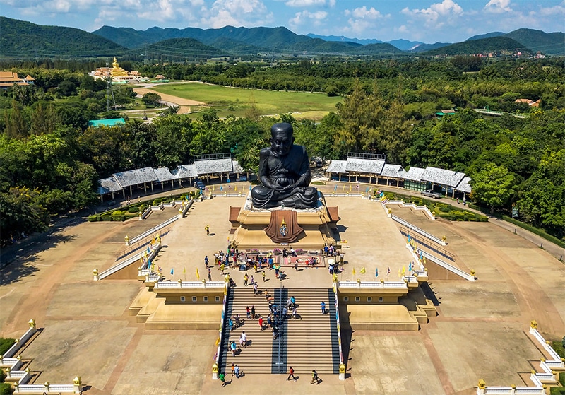 Wat-Huay-Mongkol-temple-complex