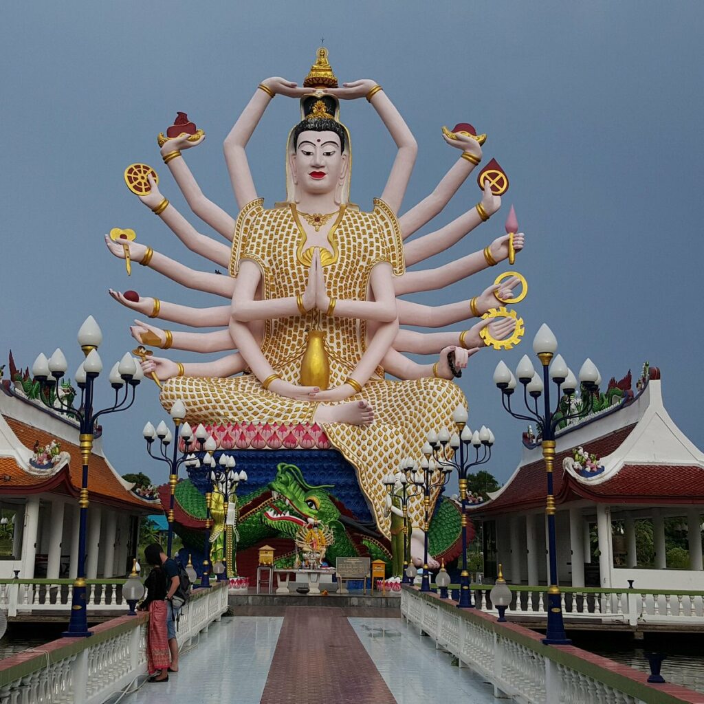 Wat Plai Laem 1024x1024