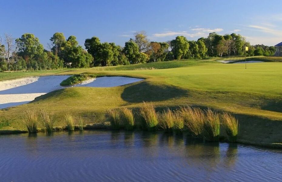 Waterford Valley Golf Club Resort