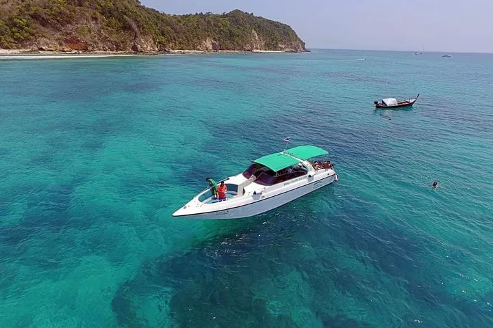 travelers enjoying their cruise on V. Marine Tour boat