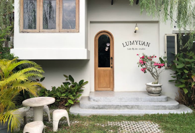 The Lumayuan Cafe in Kanchanaburi