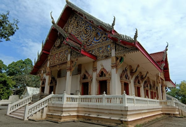 The Wat Pattanaram Temple in Surat Thani