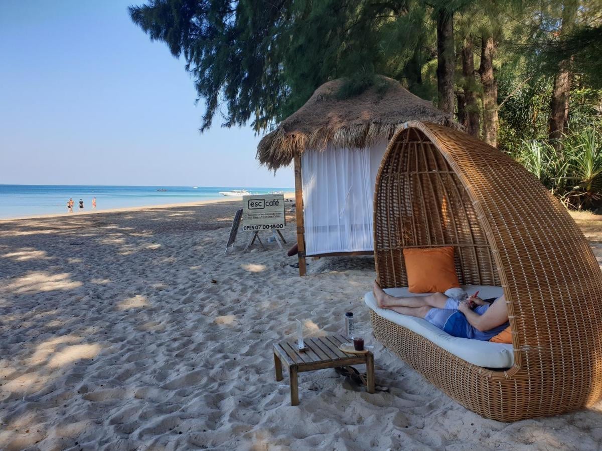 Beach Huts on Long Beach, Koh Lanta