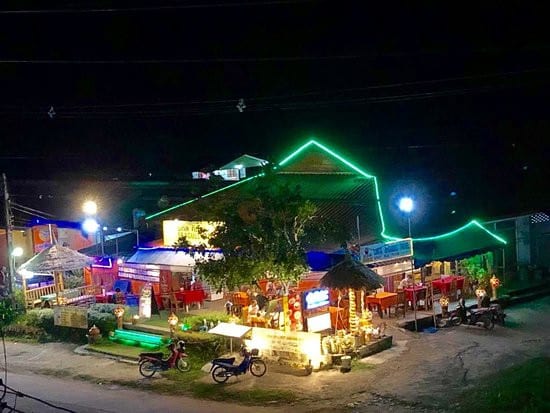 Exterior view of the Seagull’s Seafood in Koh Lanta