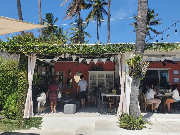 The entrance of MATAPITA Tea & Coffee Shop, Hua Hin