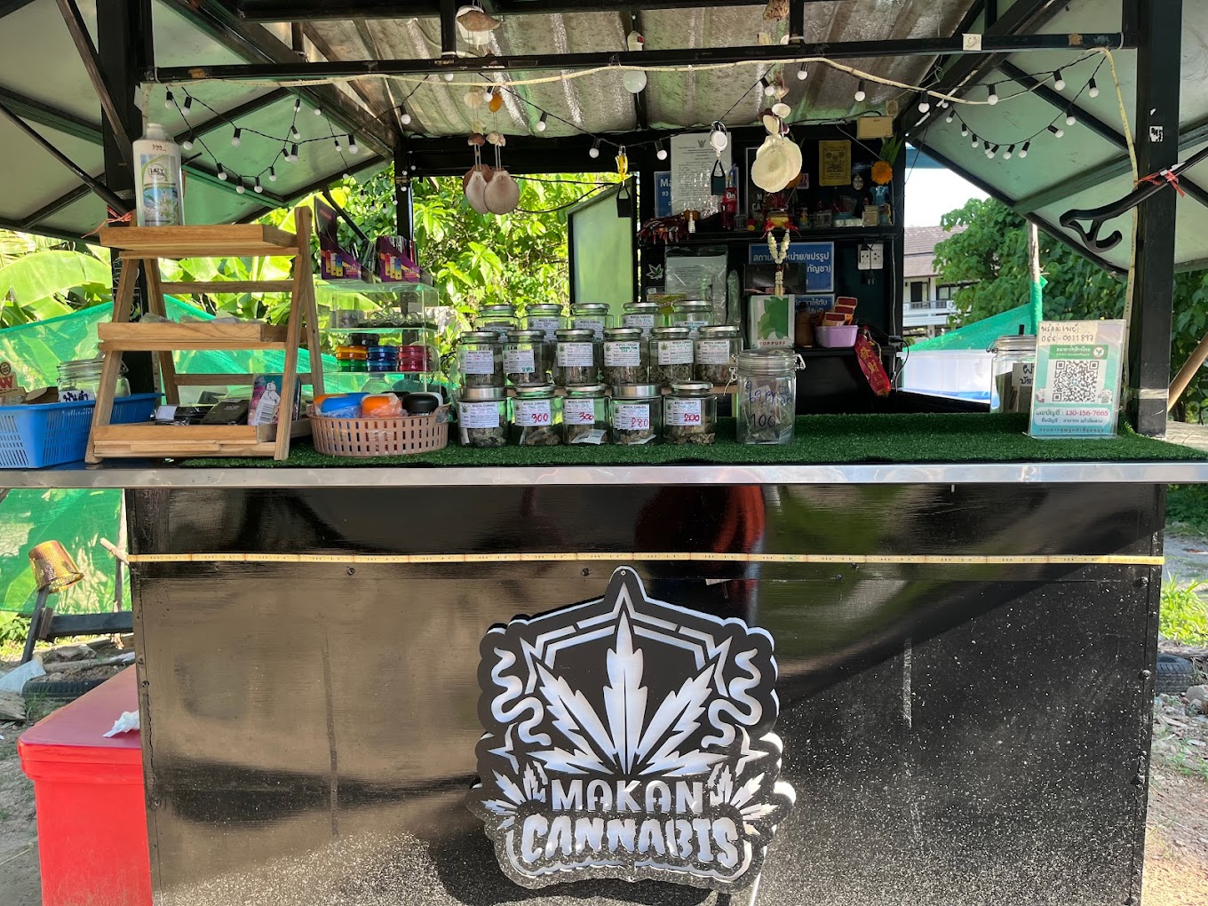 Makan Cannabis Shop in Krabi