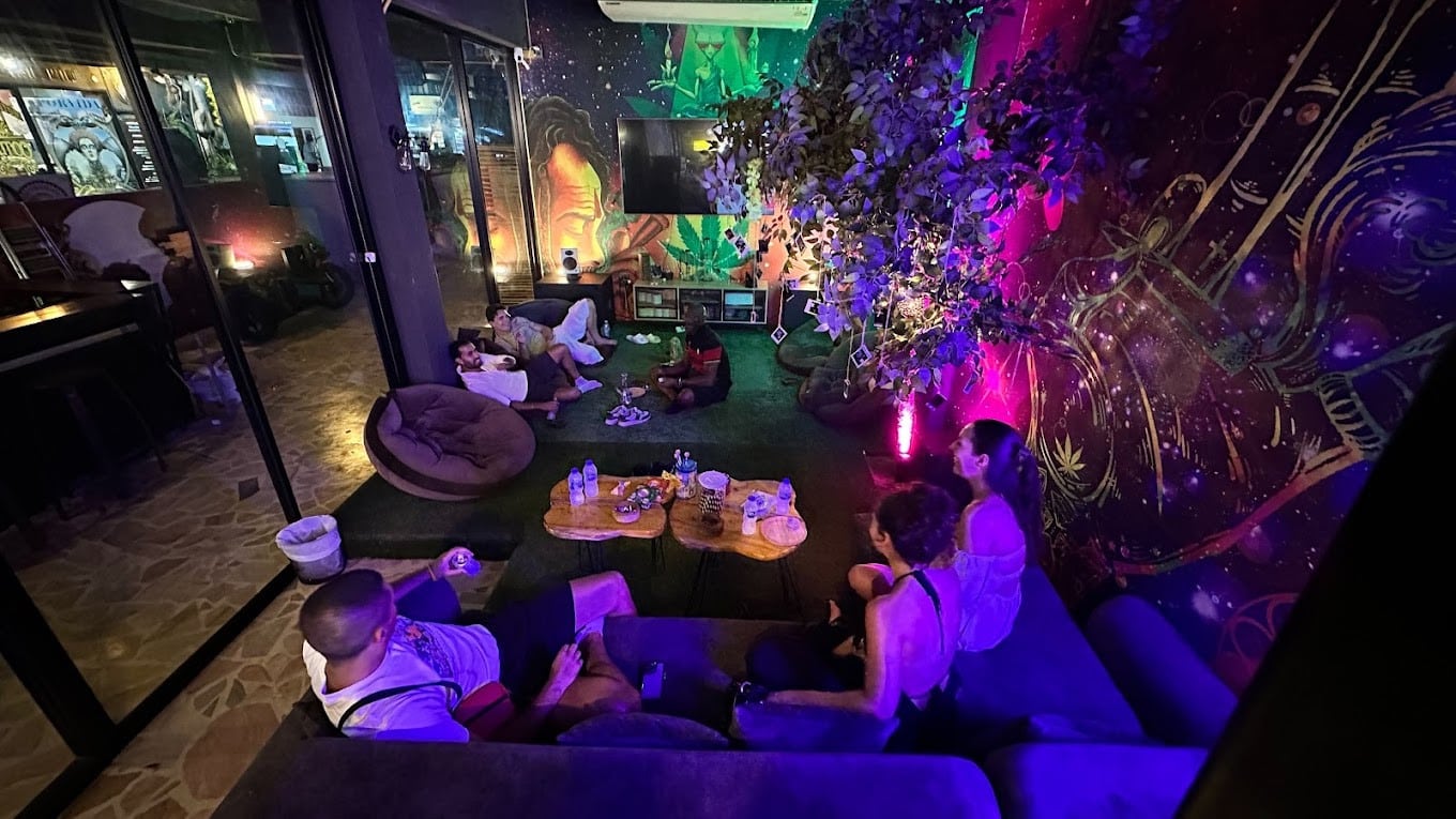 Vibe at Buddha’s Kush Street Samui Buddha’s Kush Street Samui