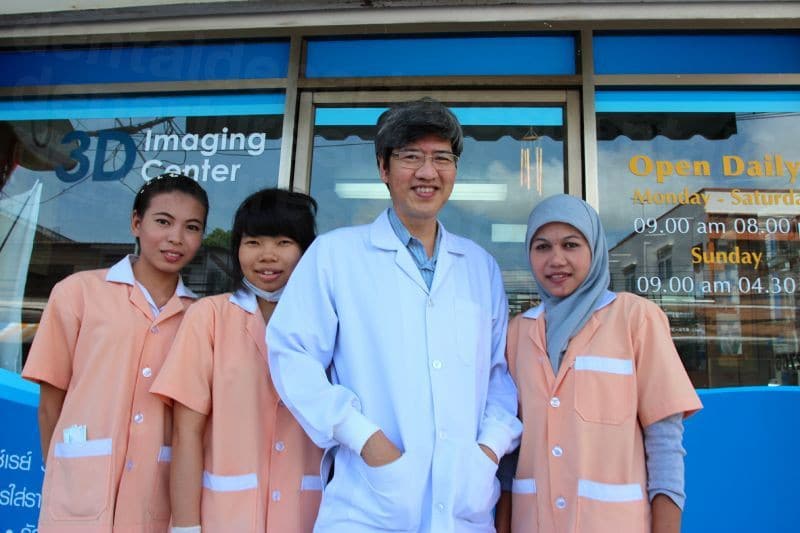 A team of Dentists at DDS Clinic
