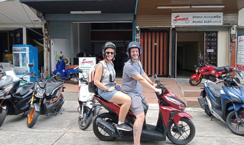 Happy Customers at Emma Bike Rental