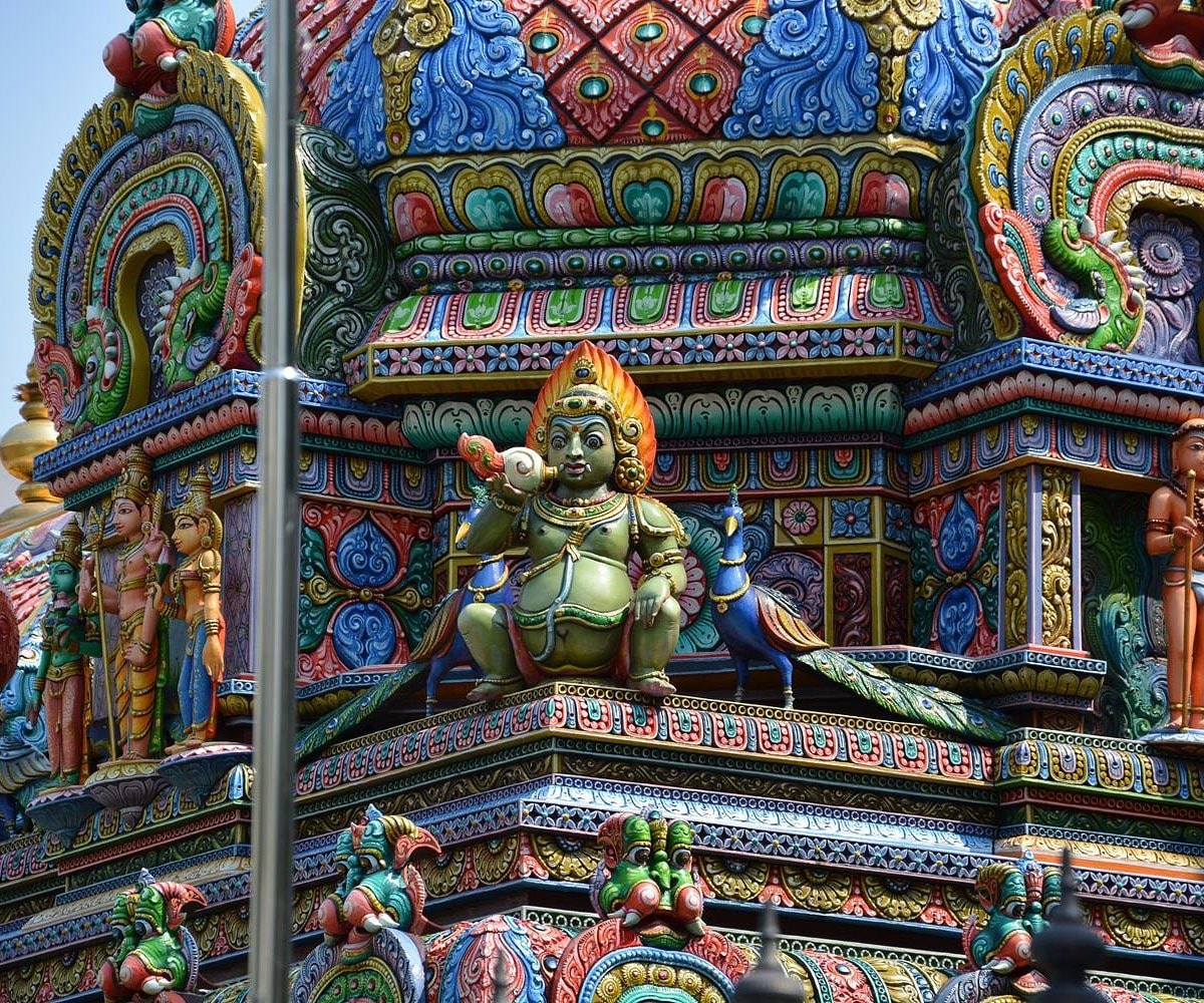 Mahamariamman Temple Architecture The rich south-indian architecture of Wat Mahamariamman Temple