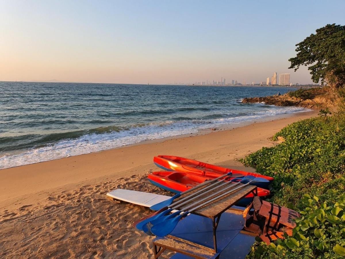 Paradise Beach in Pattaya, Thailand