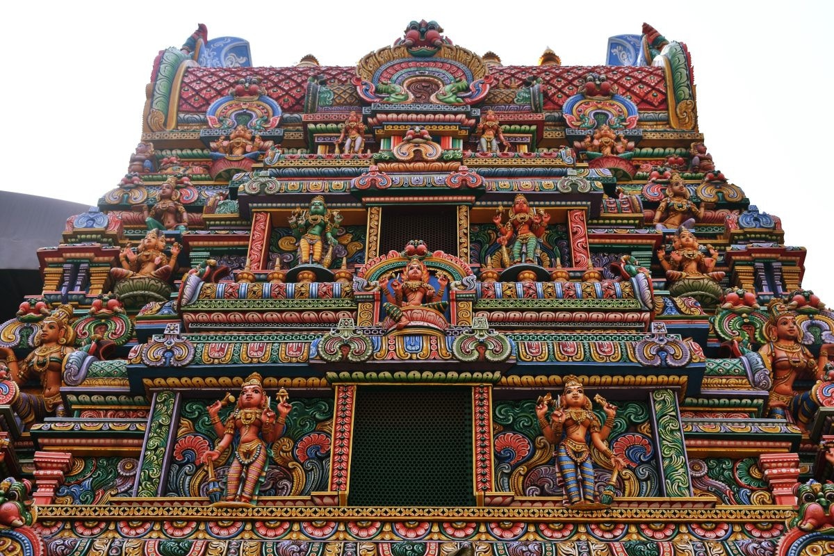 The Peculiar Sri Mahamariamman Temple in Bangkok