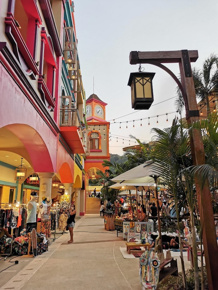 The shopping village of Blue Tree Water Park in Phuket Food served in Mangosteen Resort
