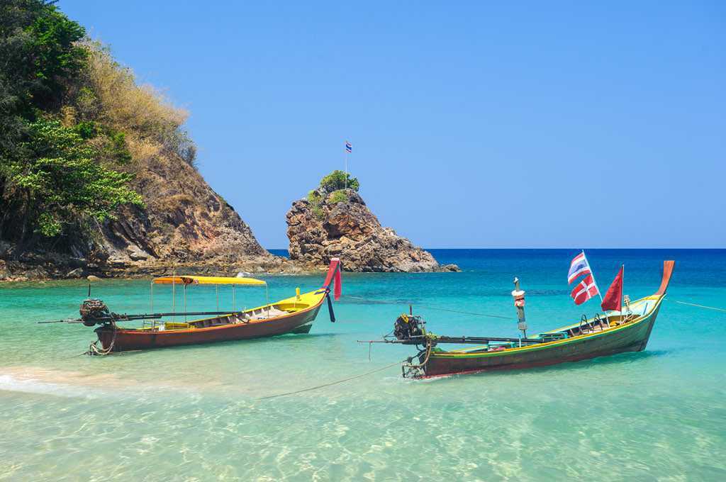 an easy travel guide to Banana beach, Phuket