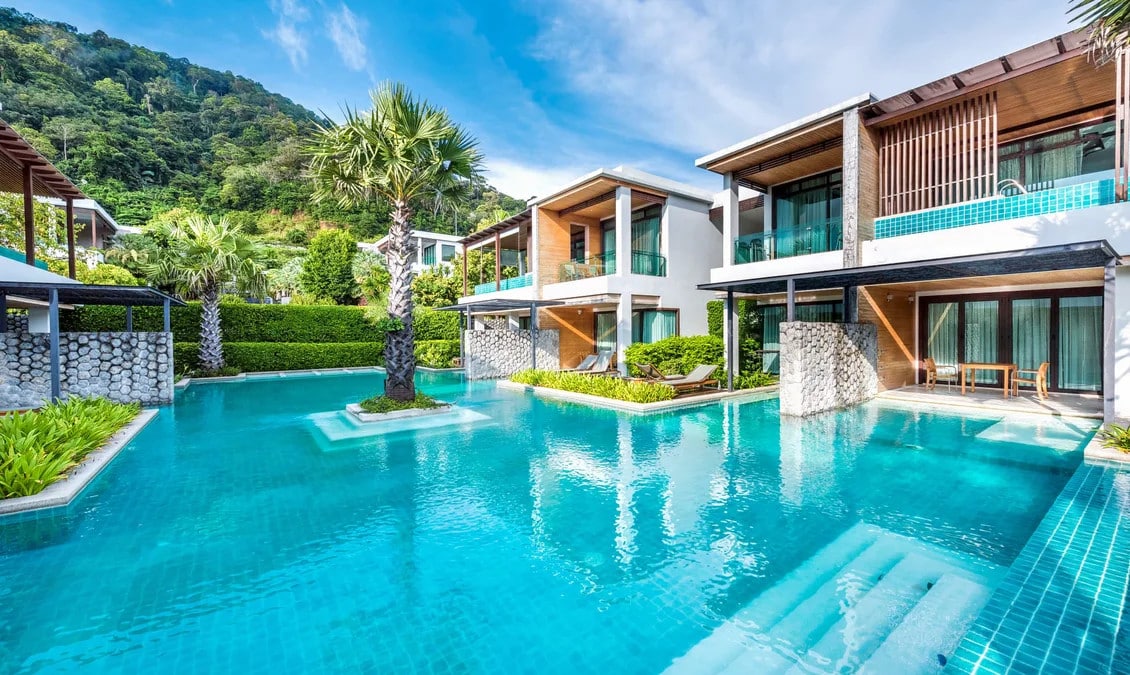 The Sea Host Inn in Phuket