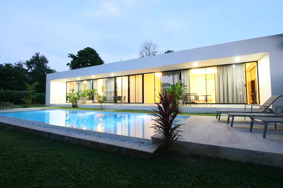 The White Breeze Pool Apartment, Phuket